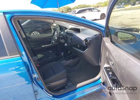 2016 Toyota Prius C Three из США, поврежденный, VIN JTDKDTB33G1128162